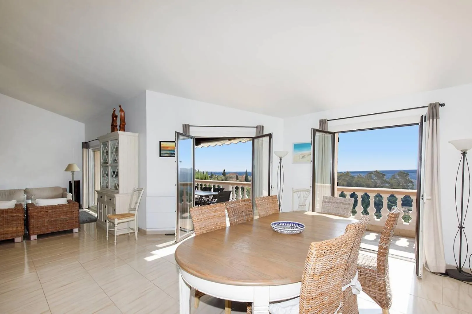 Jolie Bastide 5 Chambres Avec Belle Vue Mer Mandelieu-la-Napoule 0*,