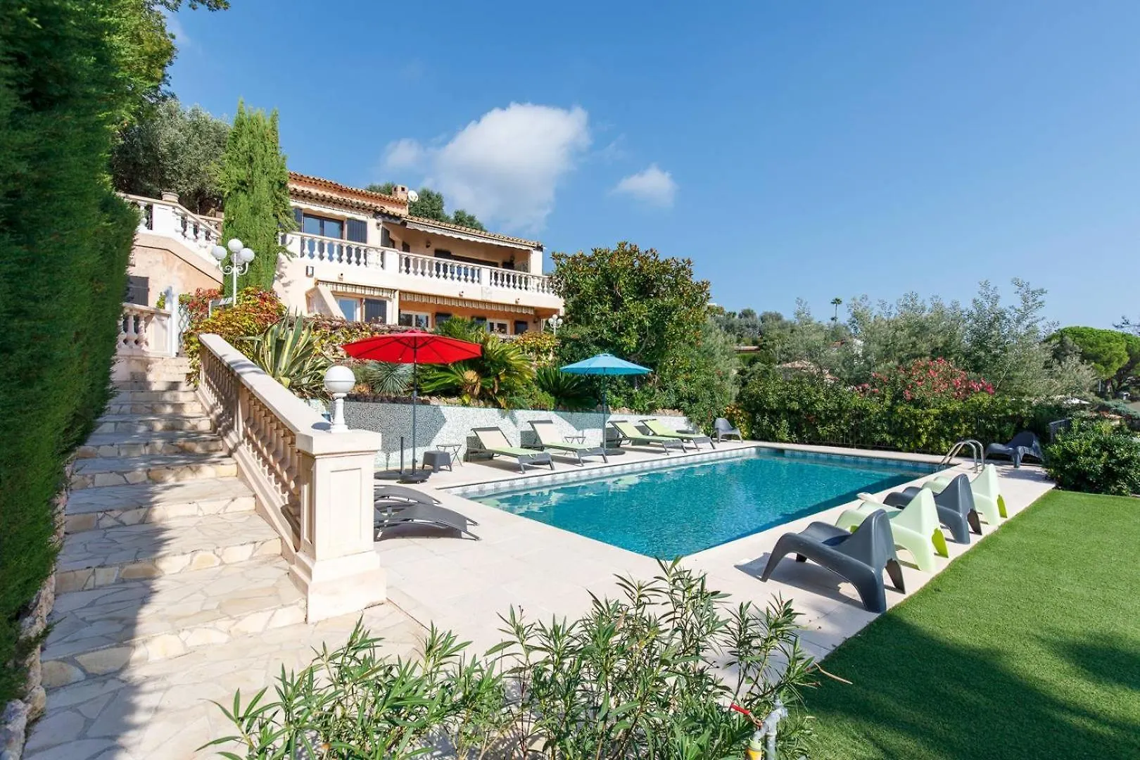 Jolie Bastide 5 Chambres Avec Belle Vue Mer Mandelieu-la-Napoule